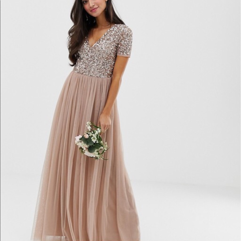 Maya Petite Bridesmaid v neck maxi tulle dress